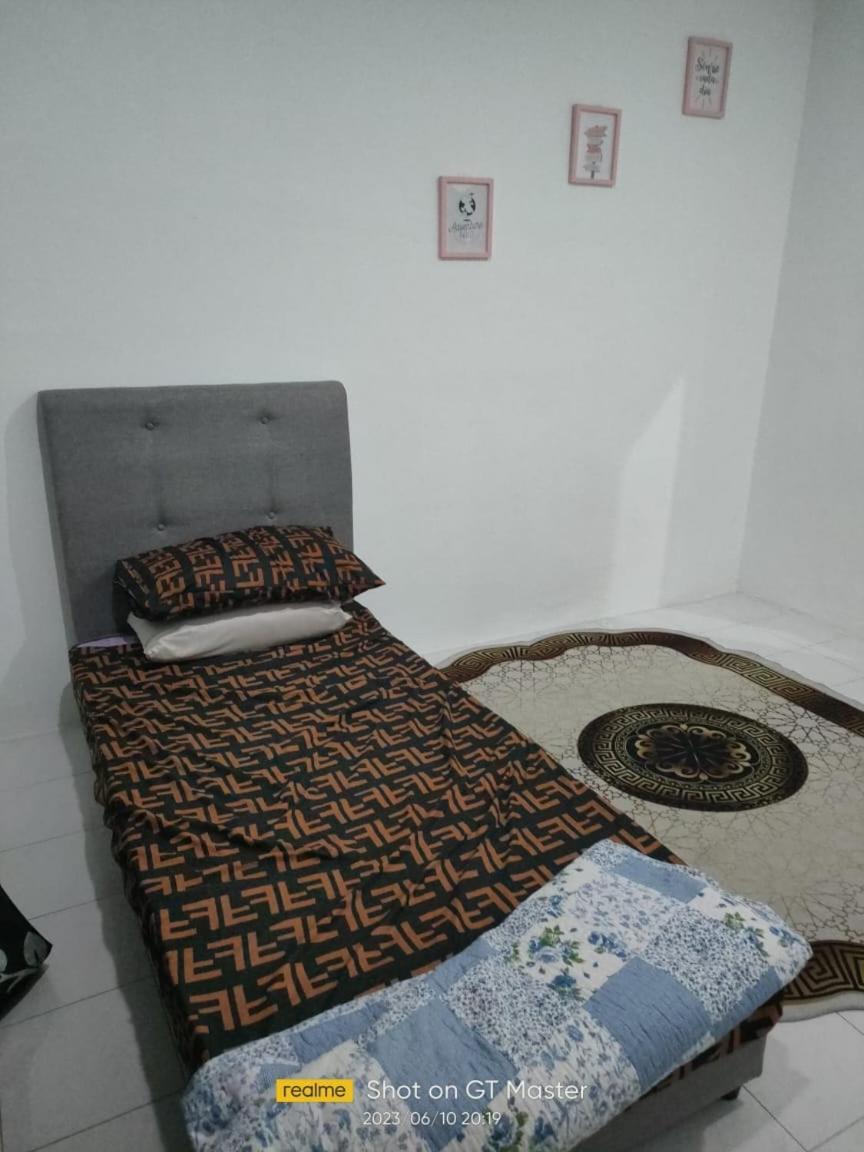 Naurah Homestay Sungai Petani Exterior photo